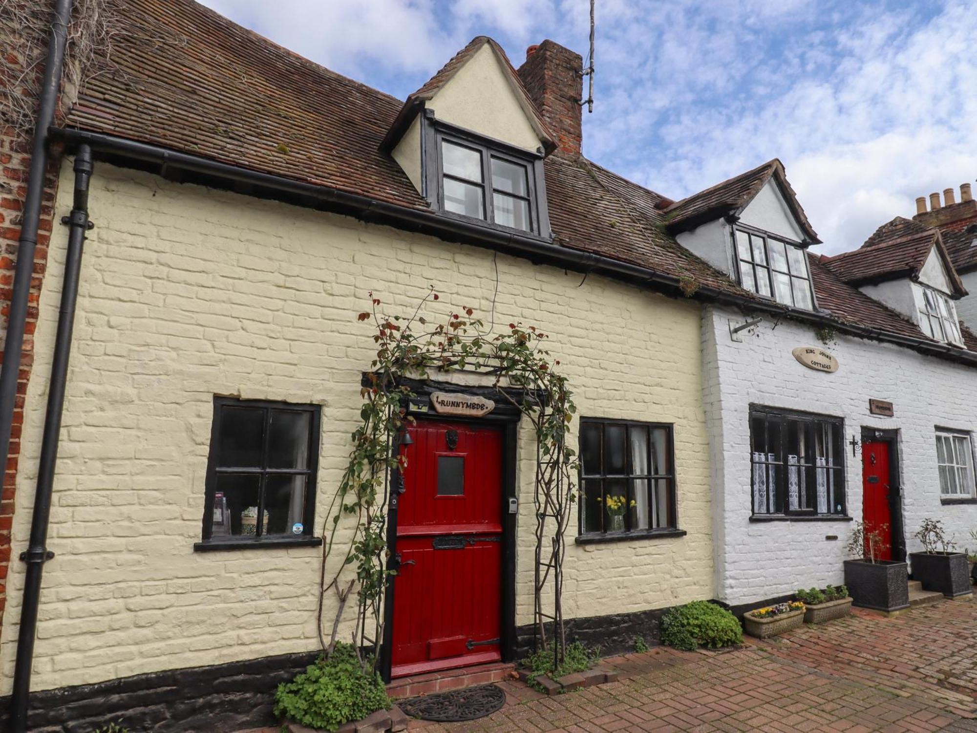 Runnymede Tewkesbury Exterior foto